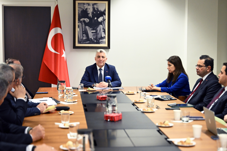 Bakan Bolat: Türkiye dünyada politika belirleyen 45 ülkeden birisi oldu