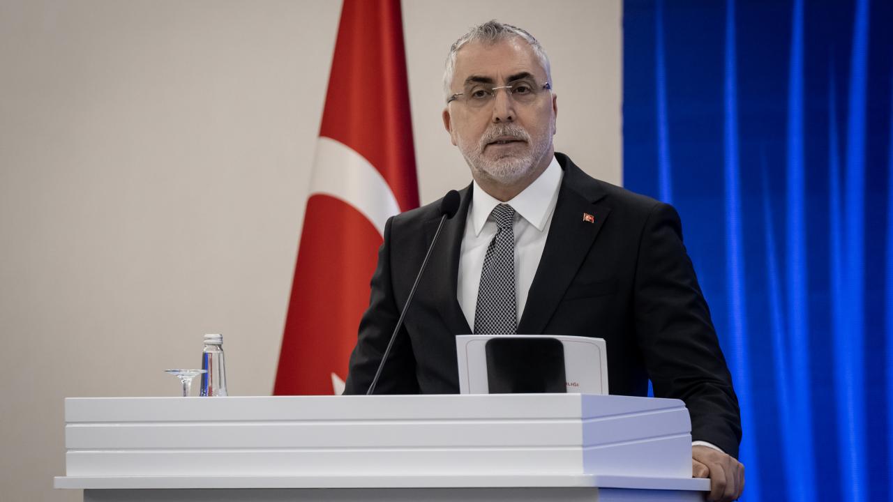 Bakan Işıkhan: İşe ilk adım programı ile 750 bin gencin ücreti devlet tarafından karşılanacak
