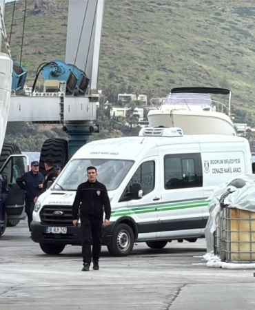 Bodrum açıklarında düzensiz göçmenleri taşıyan bot battı: 11 ölü
