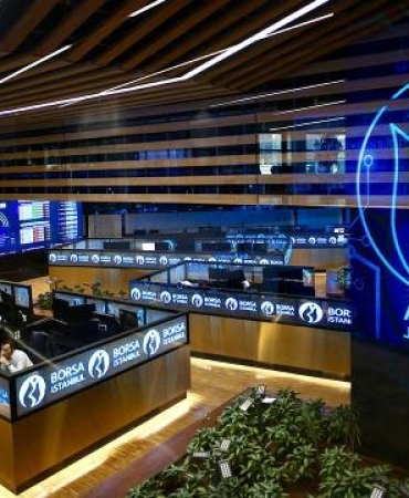 Borsa günü rekor seviyeden tamamladı