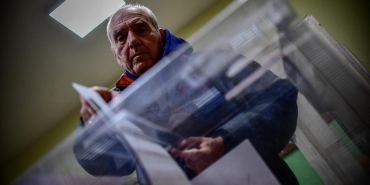 Bulgaristan'da vatandaşlar son 5 yılda 8'inci kez sandık başına gidecek