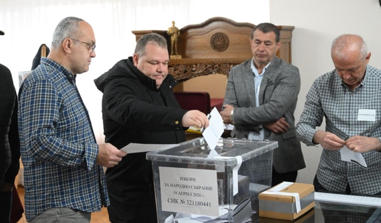 Bulgaristan'daki genel seçimde sandıklar kapandı