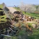 Bursada toprak kayması: Yol kapandı