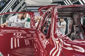 Bursa'da üretilen her iki otomobilden biri ihraç edildi