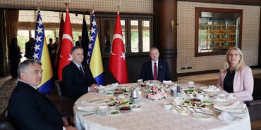 Cumhurbaşkanı Erdoğan'dan ADF'de diplomasi trafiği