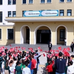 Deprem bölgesindeki okuldan 23 Nisan heyecanı