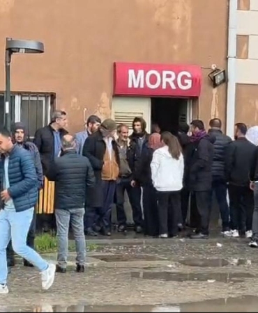Diyarbakır'da ağaca yıldırım isabet etti: 2 ölü, 1 yaralı