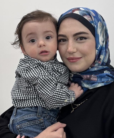 Doktorlar zamanla yarıştı: Hem bebeğini doğurdu hem lösemiyi yendi