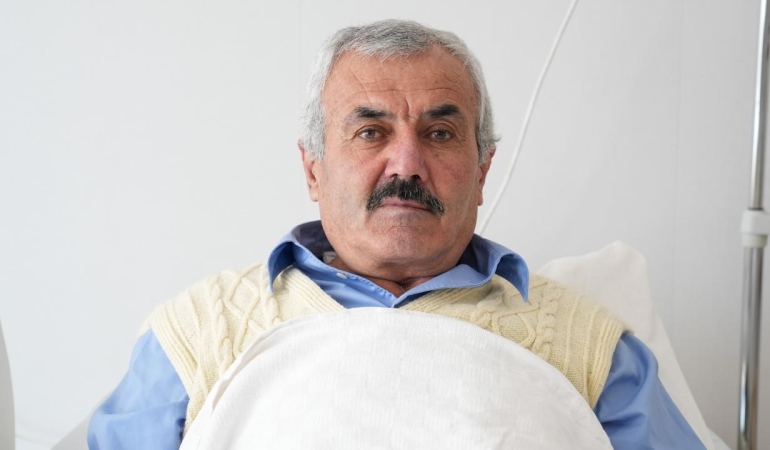 Dört yıl süren hıçkırık bir haftada sona erdi