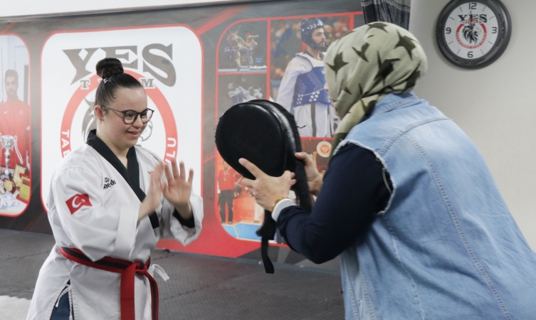 Down sendromlu Büşra milli formayı giyecek