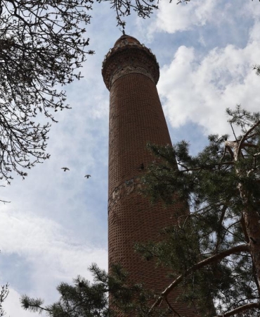 Eğik minareli Ulu Camii 7,5 büyüklüğünde depreme dayanacak