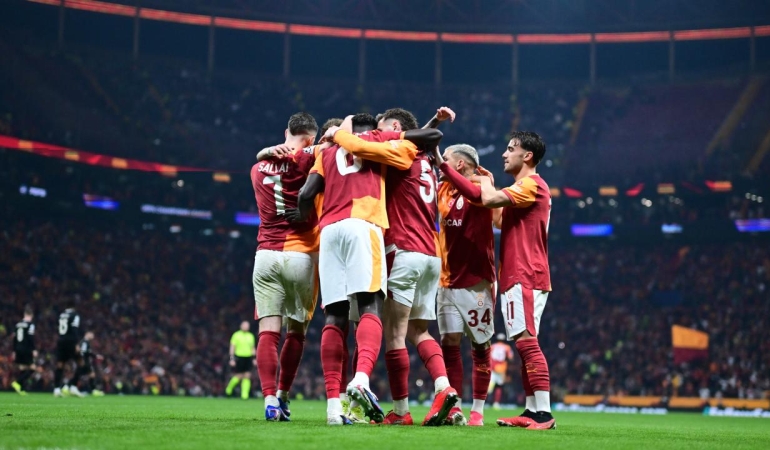 Galatasaray'dan Juventus'a gol yaÄmuru