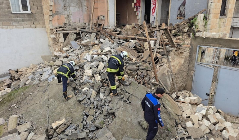 Gaziantep'te sağanak sonrası ev çöktü
