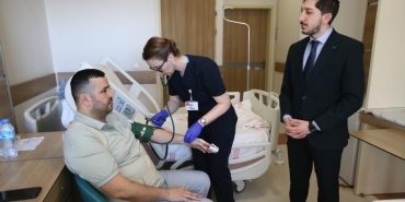 Göğüs ağrısı sandı, milyonda 7 kişide görülen tümör çıktı