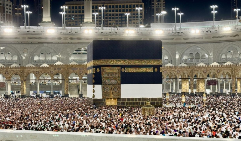 Hac vizesi olmayanlar Suudi Arabistan'dan sınır dışı edilecek