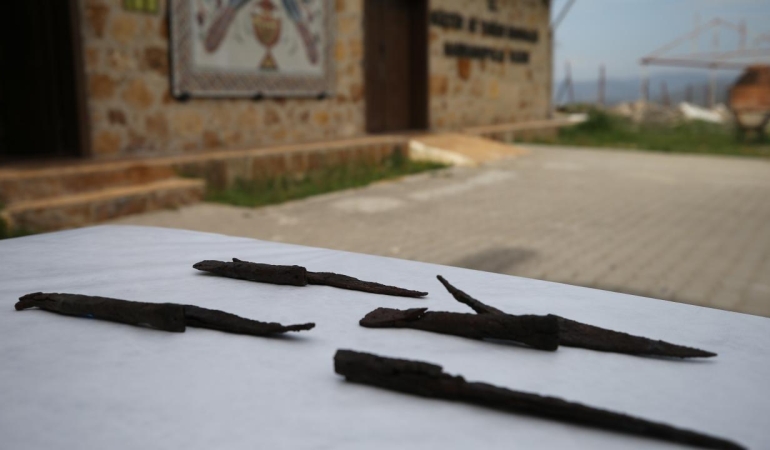 Hadrianopolis Antik Kenti'nde 1500 yıllık bıçaklar gün yüzüne çıkarıldı