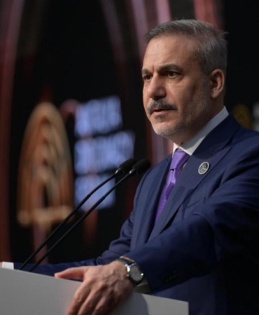 Hakan Fidanın "İslam karşıtı ittifak" açıklaması Yunan basınında geniş yankı buldu