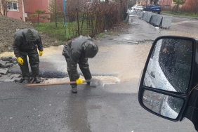 Hakkari'yi sağanak ve heyelan vurdu
