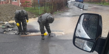 Hakkari'yi sağanak ve heyelan vurdu