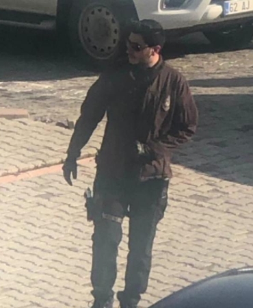 Hiç silahım yok diyen Sonel'in silahlı fotoğrafı ortaya çıktı