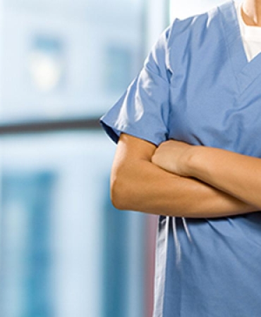 İngiltere'de hastaneler personel açığı nedeniyle hemşireleri doktorların yerine kullanıyor