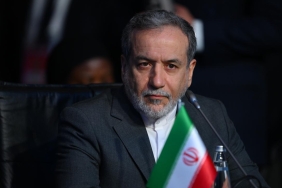 İran Dışişleri Bakanı Arakçi, müzakere için Pakistan'a gidiyor