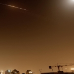 İran'ın misillemesinin ardından İsrail'de bir fabrikada yangın çıktı