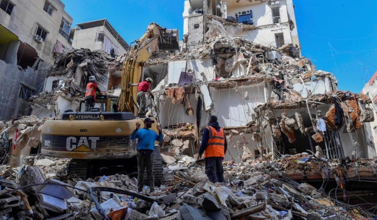 İşgalci İsrail, Gazze'de yürüttüğü yıkım ve saldırıların aynısını Lübnan'ın güneyinde tekrarlıyor