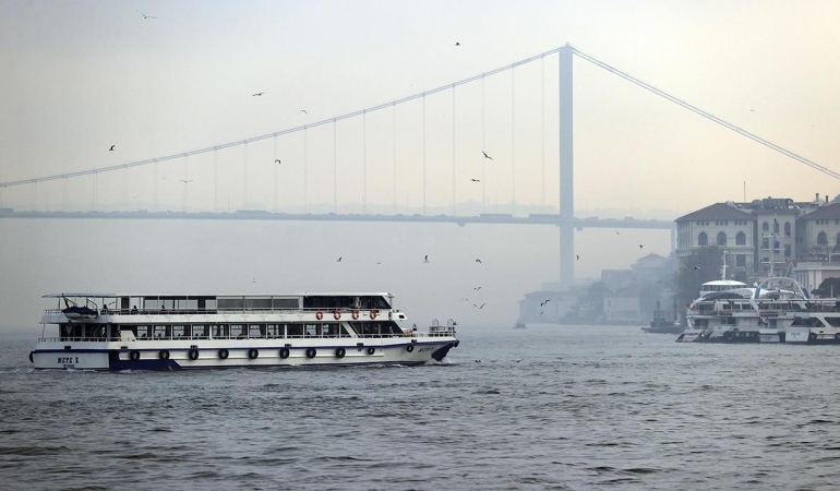 İstanbul Boğazı yarın deniz trafiğine kapatılacak