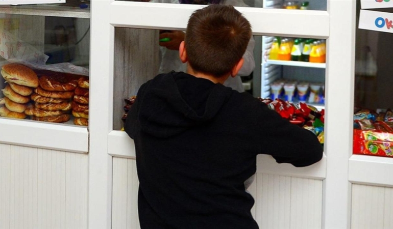 İstanbul'da 100 bin öğrenciye kantin kart