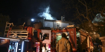 İstanbul'da apartmanda yangın