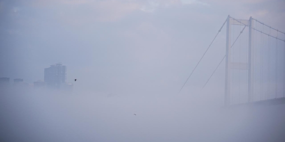 İstanbul'da sis etkili oldu: Gemi trafiği askıya alındı