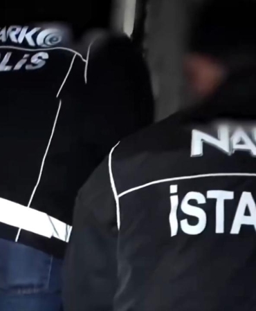 İstanbul'da zehir tacirlerine operasyon: 19 gözaltı