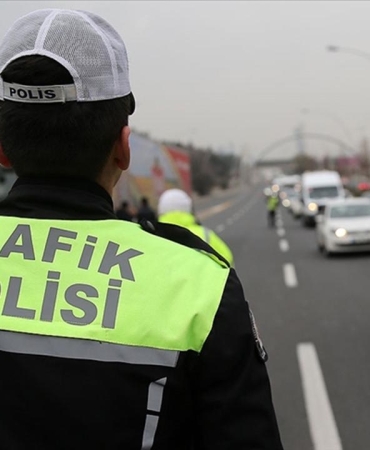 İstanbul'un 3 ilçesinde bugün ve yarın bazı yollar trafiğe kapatılacak