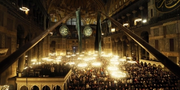 Kadir Gecesi pazartesi günü idrak edilecek