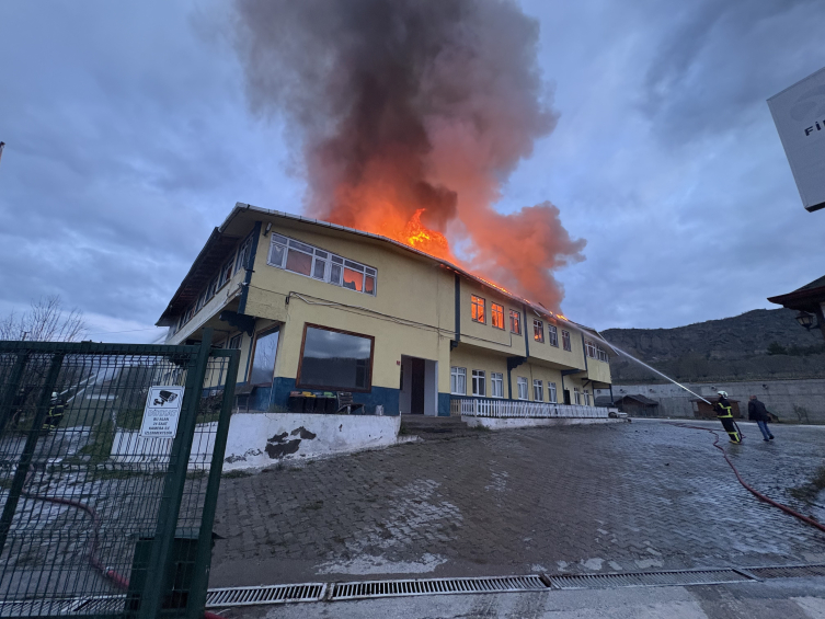 Kastamonu'da tekstil fabrikasında yangın