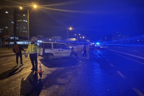 Kayseri'de iki hafif ticari araç çarpıştı: 6 yaralı