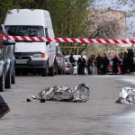 Kiev'de kimliği belirsiz bir kişinin ateş açması sonucu 6 kişi öldü