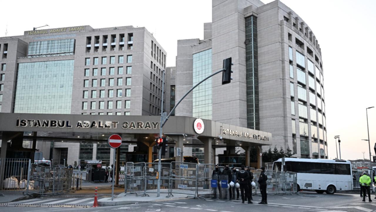 Kırmızı bültenle aranan firari şüpheli İspanya'da yakalandı