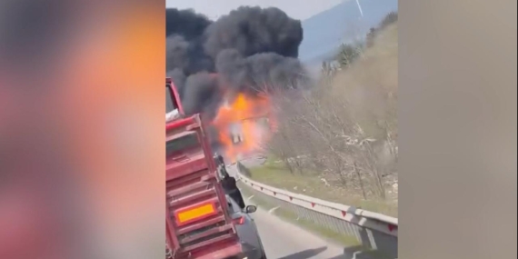 Kuzey Marmara Otoyolu'nda tırda yangın