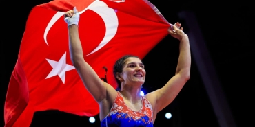 Milli güreşçimiz Nesrin Baş Avrupa şampiyonu