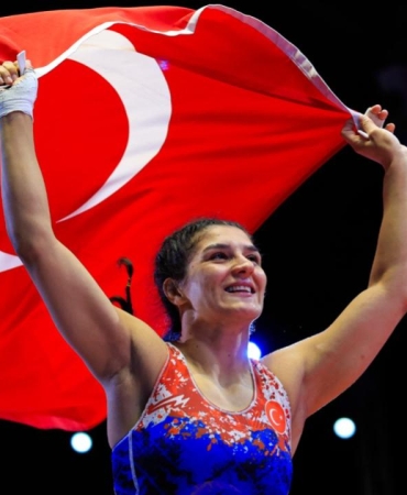 Milli güreşçimiz Nesrin Baş Avrupa şampiyonu