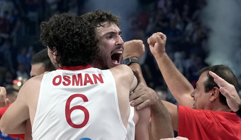 Milli sporcular bu yılki başarılarıyla Türkiye'nin gururu oldu