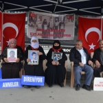 Muşlu aileler evlat nöbetini sürdürdü