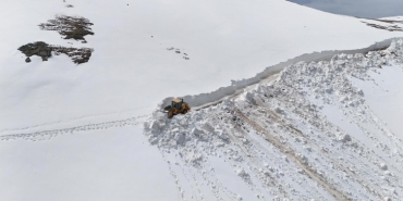 Orduda bahar yerine kış: 4 metrelik karla mücadele