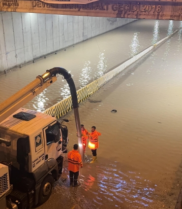 Osmaniye'yi kuvvetli yağış vurdu