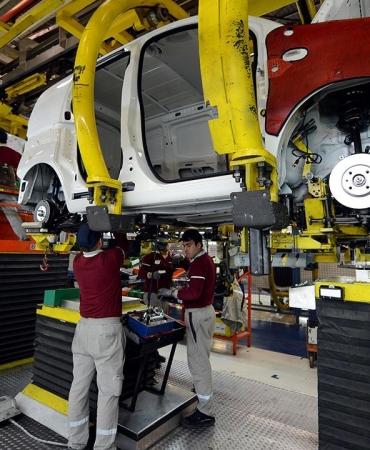 Otomotiv endüstrisi martta ihracatta lider oldu