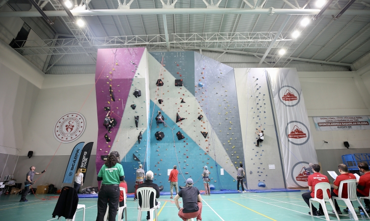 Para tırmanışta hedef uluslararası arenada kürsü