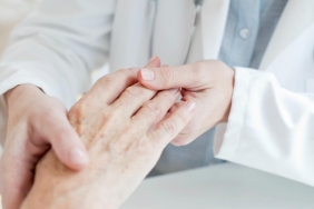 Parkinson'un erken sinyali: Koku kaybı