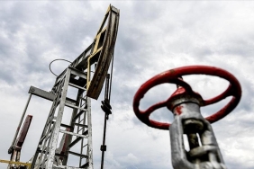 Piyasalar Hürmüz Boğazı'ndaki kesintinin uzamasını fiyatlıyor